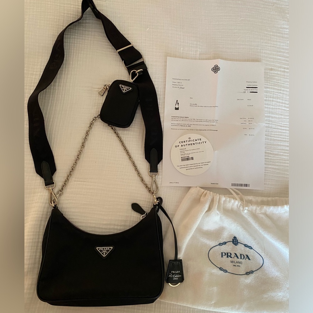 Prada Nylon Re-edition 2005 Shoulder Bag black